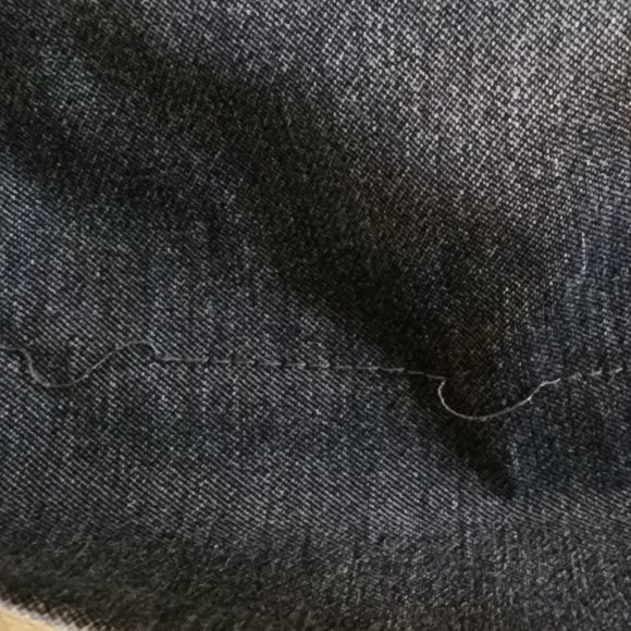 Torrid Women's Gray Stretch Dress Shorts with Cuffed Legs Pockets Size 20 - Picture 8 of 9